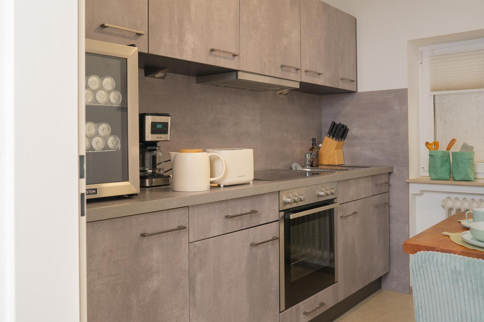 Einzigartiges Scandi Apartment - Innenstadt Mit Parkplatz, Balkon & Wlan - Perfekt Fuer Radfahrer Riedlingen Kültér fotó