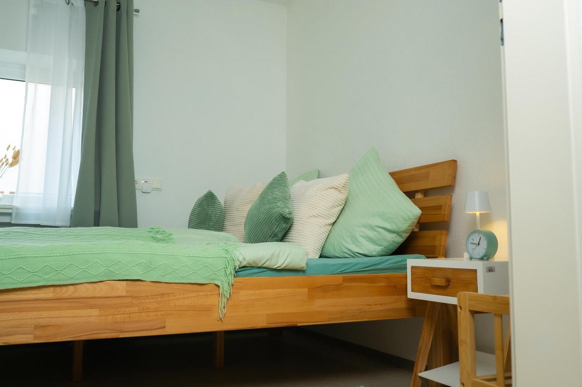 Einzigartiges Scandi Apartment - Innenstadt Mit Parkplatz, Balkon & Wlan - Perfekt Fuer Radfahrer Riedlingen Kültér fotó